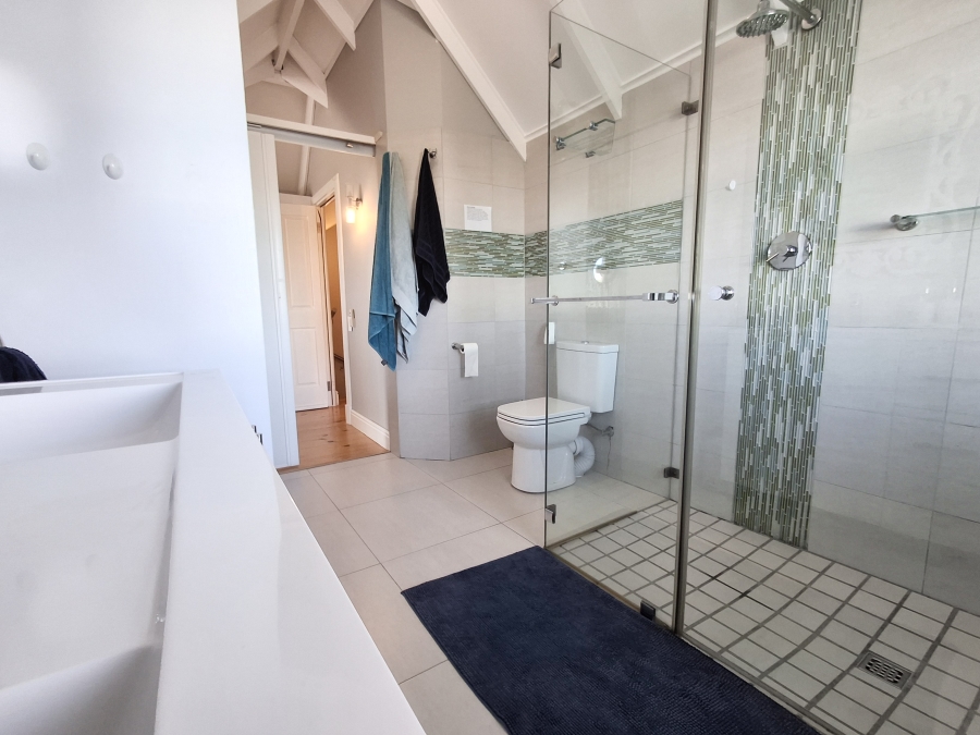 5 Bedroom Property for Sale in Grotto Bay Western Cape